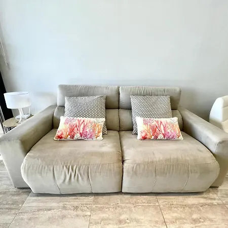 Apartment Exclusive On The First Line Of Mar Y Sol